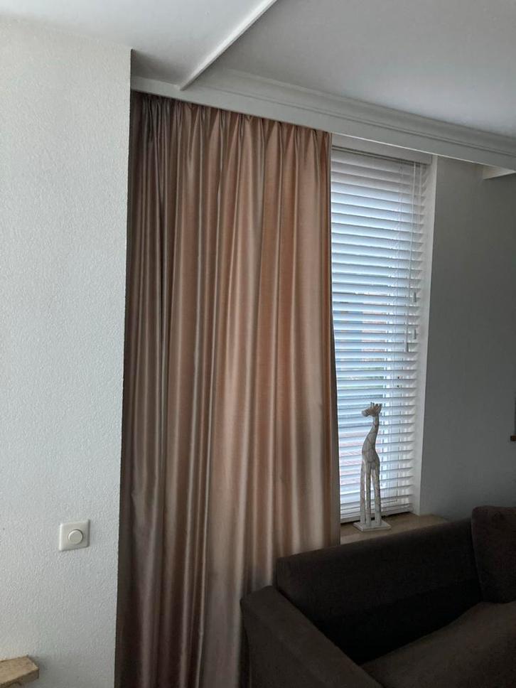 4 Overgordijnen 245cm, Dubbele Plooi, Beige/Rosé, Huis en Inrichting, Stoffering | Gordijnen en Lamellen, Zo goed als nieuw, 200 cm of meer