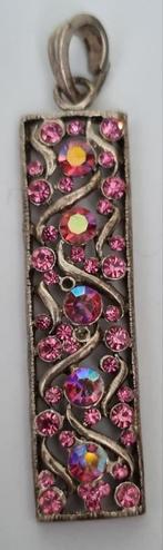 Vintage kettinghanger met roze strass steentjes, Overige materialen, Overige voorstellingen, Ophalen of Verzenden, Zo goed als nieuw