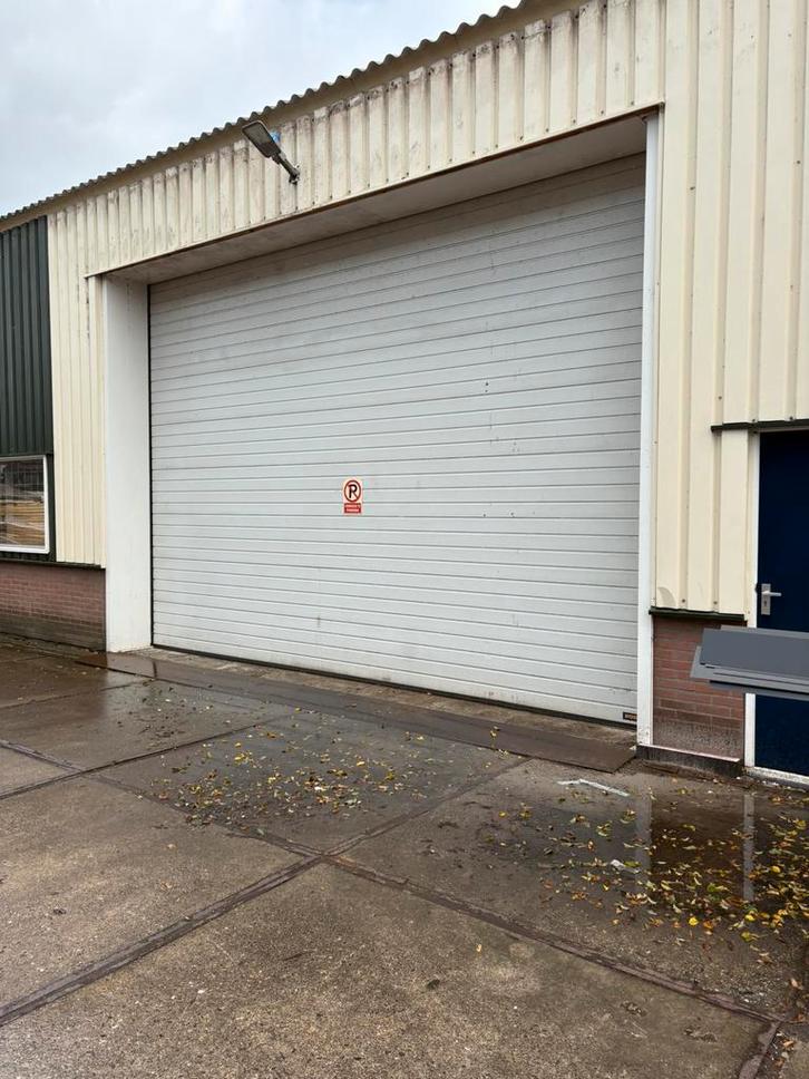 Goed werkende electrische overheaddeur, garagedeur, 5x4,1 m, Doe-het-zelf en Verbouw, Deuren en Horren, Gebruikt, Garagedeur, 215 cm of meer