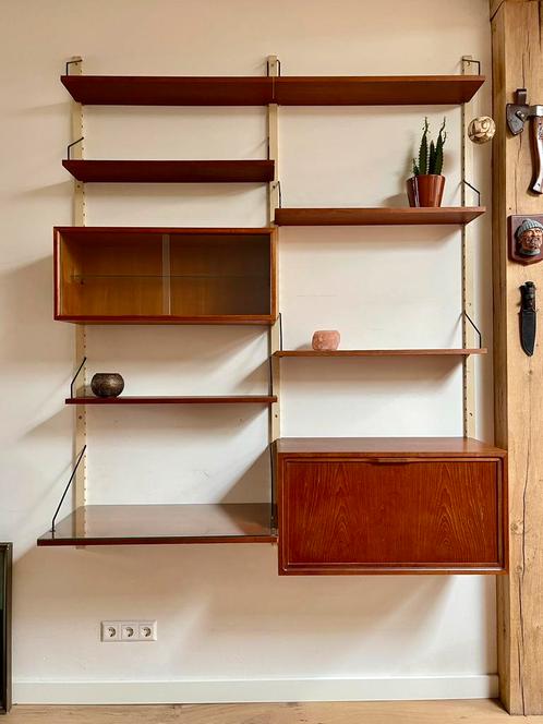 Poul cadovius royal system Cabo wandsysteem jaren 60 vintage, Huis en Inrichting, Kasten | Wandmeubels, Zo goed als nieuw, 200 cm of meer