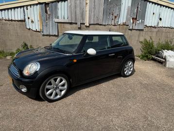Mini 1.6 16V Cooper 2008 Zwart beschikbaar voor biedingen