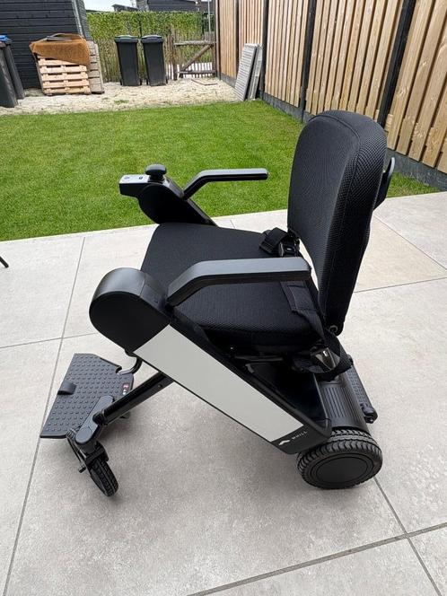 Whill model F; Lichtgewicht inklapbare elektrische rolstoel, Diversen, Rolstoelen, Zo goed als nieuw, Elektrische rolstoel, Inklapbaar