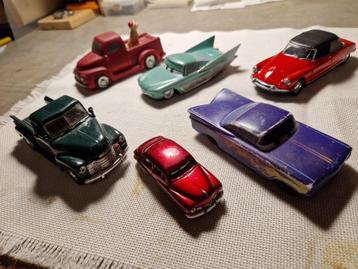 lot modelauto's beschikbaar voor biedingen