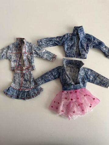 Spijkerstof jasjes en rokjes voor Barbie, Fleur, Sindy en .. beschikbaar voor biedingen