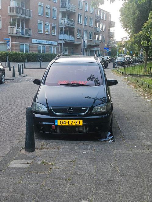 Opel Zafira 2.0 OPC 2003 Zwart, Auto's, Opel, Zafira, Benzine, G, MPV, Handgeschakeld, Origineel Nederlands, Zwart, Voorwielaandrijving