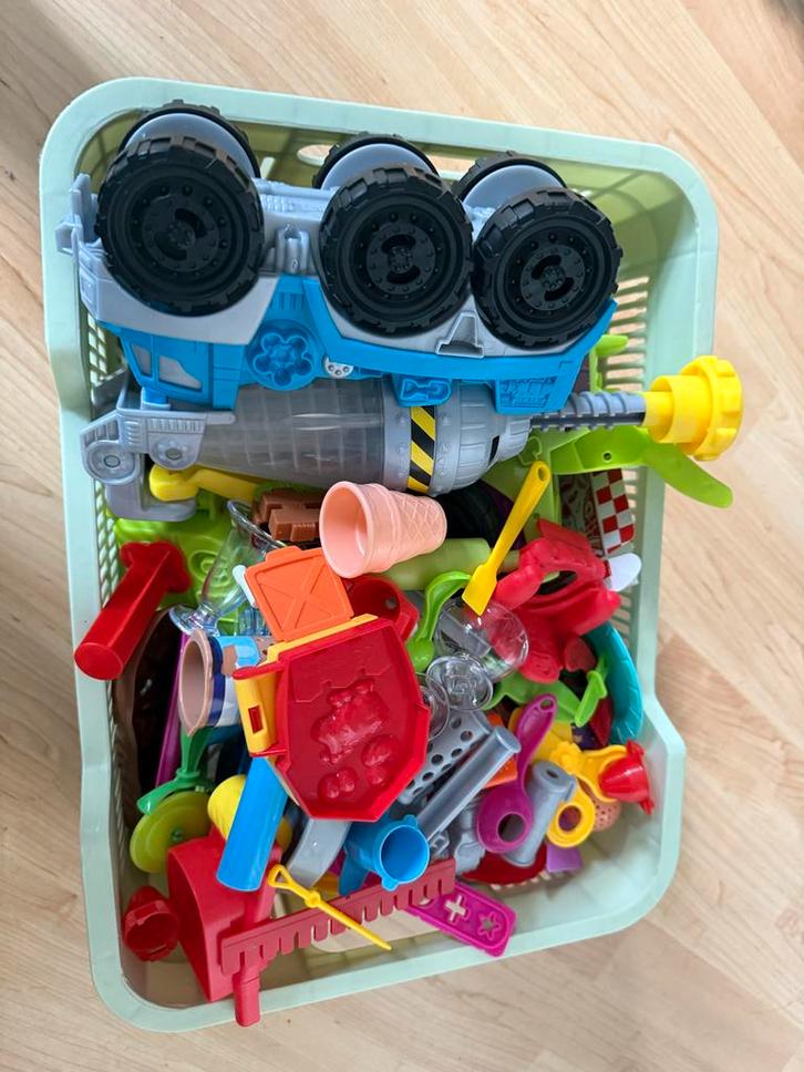 Play doh spullen, Kinderen en Baby's, Speelgoed | Educatief en Creatief, Zo goed als nieuw, Ophalen of Verzenden