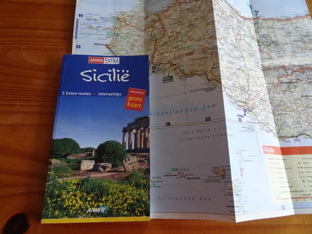 Sicilie ; anwb extra reisgids + de wegenkaart, Boeken, Europa, Ophalen of Verzenden, Zo goed als nieuw, Reisgids of -boek