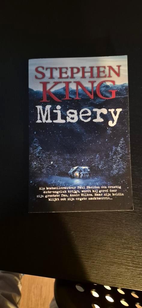 Stephen King - Misery, Boeken, Science fiction, Gelezen, Ophalen of Verzenden