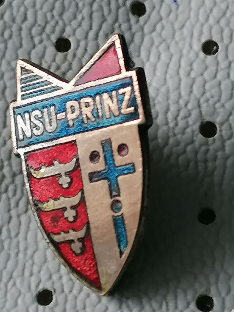 SPELD 11   NSU  PRINZ, Verzamelen, Ophalen of Verzenden, Gebruikt, Transport, Speldje of Pin