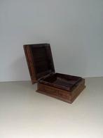 Klein houten kistje - 12x12x4,5 cm, Ophalen of Verzenden, Gebruikt, Overige houtsoorten, Minder dan 50 cm