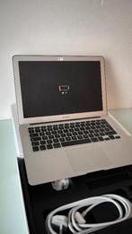 Oude Apple apparaten: macbooks, iphones, ipad, Computers en Software, Apple Macbooks, Gebruikt, Overige modellen, 13 inch, Ophalen of Verzenden