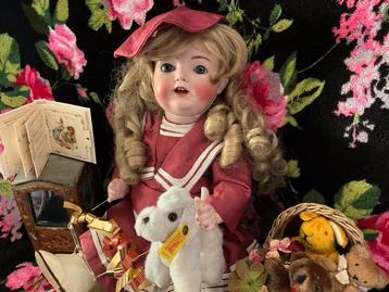 Prachtige Franz Schmidt pop 50 cm beschikbaar voor biedingen