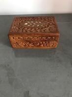 houten kistje/juwelenkist/ingelegd parelmoer/been uit india, Ophalen of Verzenden