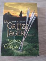De Grijze Jager - De Ruïnes van Gorlan (Deel 1) - Nieuw, Ophalen of Verzenden, Nieuw, John Flanagan