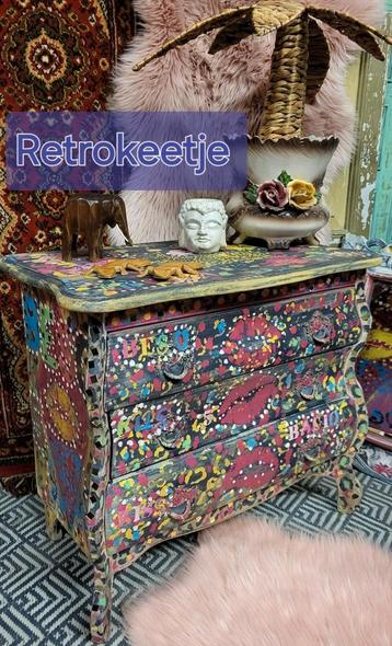 Eclectisch/Boho/Pop Art/Kastje/Ladekastje  beschikbaar voor biedingen