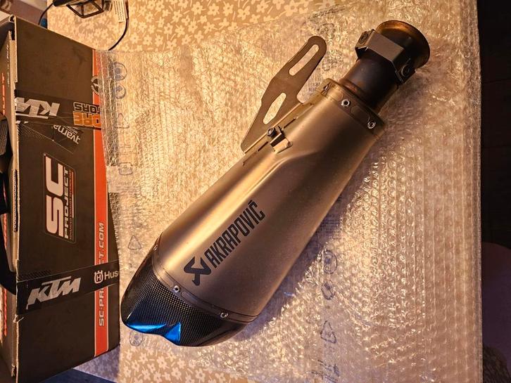 Akrapovic uitlaat KTM 1290 Superduke R 2020 Gen3, Motoren, Accessoires | Overige, Zo goed als nieuw, Ophalen of Verzenden