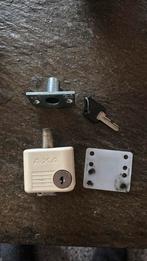 Axa deur grendel, Doe-het-zelf en Verbouw, Hang- en Sluitwerk, Ophalen of Verzenden, Gebruikt, Slot