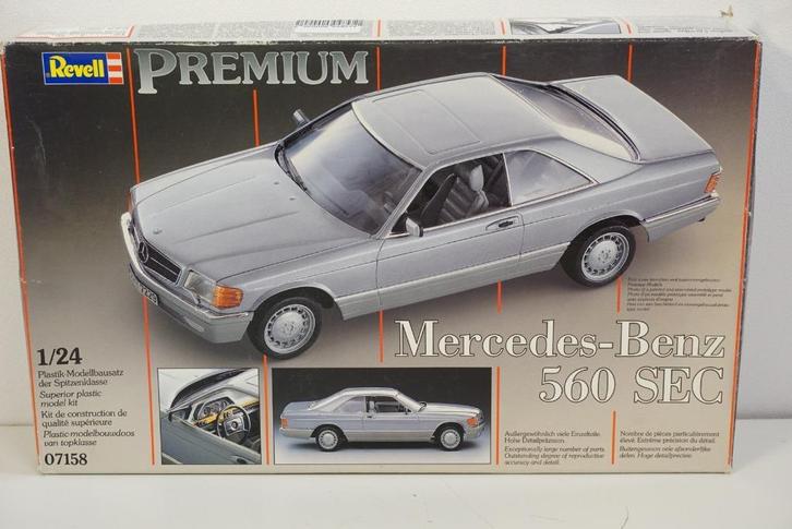 Revell PREMIUM Mercedes-Benz 560 SEC – 1:24 bouwdoos #07158, Hobby en Vrije tijd, Modelbouw | Auto's en Voertuigen, Nieuw, Auto