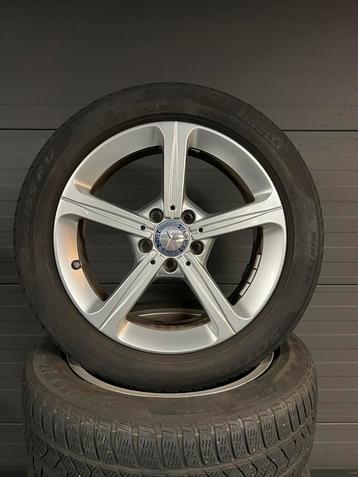 17 inch originele Mercedes A klasse (W177) velgen met winter beschikbaar voor biedingen