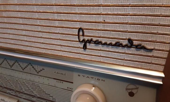 Blaupunkt Granada Vintage  buizen Radio, Antiek en Kunst, Antiek | Tv's en Audio, Ophalen