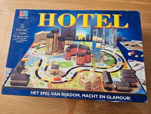 Hotel van MB, Hobby en Vrije tijd, Gezelschapsspellen | Bordspellen, Gebruikt, Ophalen of Verzenden