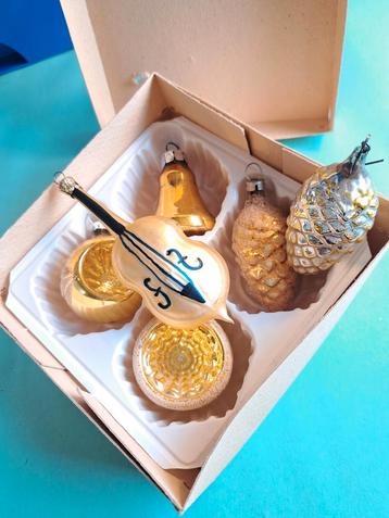 Vintage kerstballen goud geel beschikbaar voor biedingen