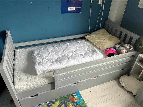 Houten kinderbed, Kinderen en Baby's, Kinderkamer | Bedden, Gebruikt, 180 cm of meer, 85 tot 100 cm, Ophalen