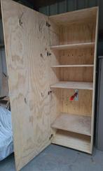 Houten zadelkast met zadelsteun en haken, Dieren en Toebehoren, Paarden en Pony's | Overige Paardenspullen, Ophalen, Gebruikt