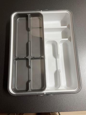 Bestekbak / Besteklade Organizer beschikbaar voor biedingen