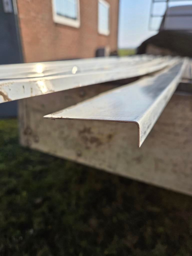 Mooie RVS Muurplinten 7x1,5cm, totaal 19meter, Ophalen, Gebruikt