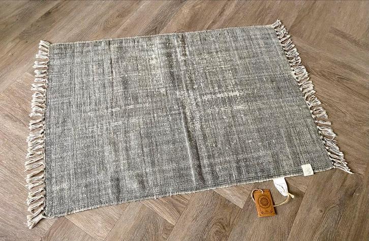 Rivièra Maison Vloerkleed - Nieuw! 60 x 90 cm grijs, Huis en Inrichting, Stoffering | Tapijten en Kleden, Nieuw, 100 tot 150 cm