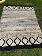 Vloerkleed met diverse soorten knopen, Ophalen, Gebruikt, Beige, 150 tot 200 cm