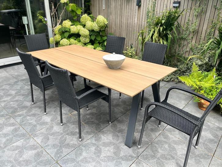 Gratis: tuinstoelen Gudhjem + kussens Udsigten, Tuin en Terras, Tuinstoelen, Zo goed als nieuw, Kunststof, Stapelbaar, Ophalen of Verzenden