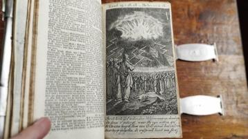 prachtige kerkbijbel met veel zilver, tientallen prentjes! beschikbaar voor biedingen