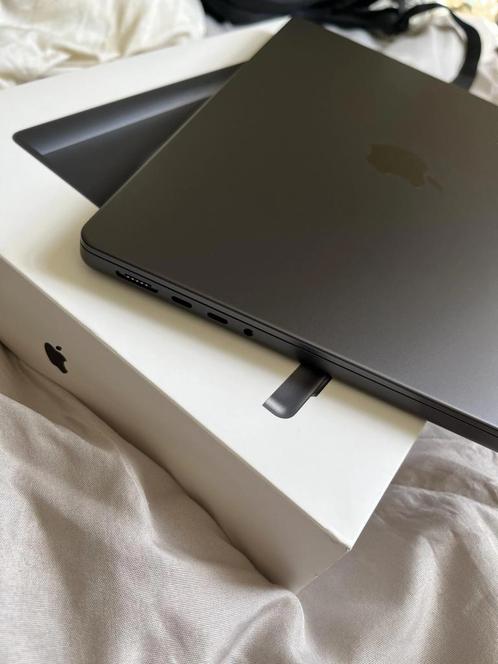 Apple Macbook Pro 2024 20C 24gb 1TB space black, Computers en Software, Apple Macbooks, Zo goed als nieuw, MacBook Pro, Overige groottes