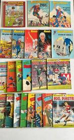 Voetbal stripboeken Roel Dijkstra en Ronnie Hansen 22 stuks, Ophalen of Verzenden, Zo goed als nieuw, Meerdere stripboeken