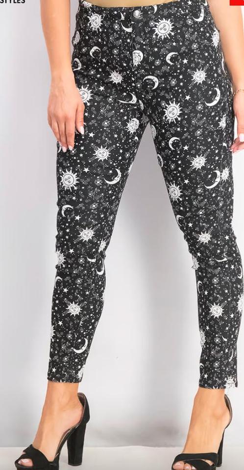DON’T CALL ME JENNYFER Galaxy Print Skinny Pants, Kleding | Dames, Broeken en Pantalons, Zo goed als nieuw, Maat 34 (XS) of kleiner
