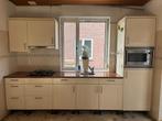 Keuken met Apparatuur tegen elk bod op te halen, Huis en Inrichting, Keuken | Complete keukens, Ophalen, Gebruikt, Overige materialen