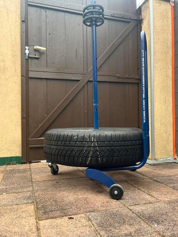 Verrijdbare Bandenstandaard voor Garage/Thuis beschikbaar voor biedingen