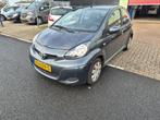 Toyota Aygo 1.0-12V Access Airco 5drs Apk 03-26, Voorwielaandrijving, Stof, Gebruikt, Zwart