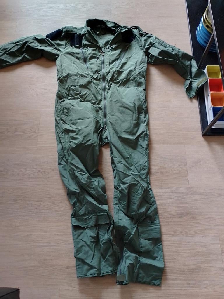 2 stuks vlieg overall, Ophalen, Nieuw