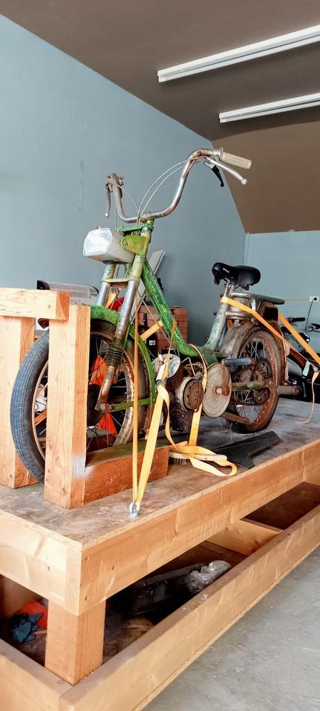 Tomos Laura - Opknapper - 1965, Fietsen en Brommers, Brommers | Tomos, Gebruikt, Overige modellen, Maximaal 45 km/u, Ophalen of Verzenden