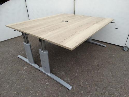 Vepa bureau met nieuw blad, div maten ( ruime voorraad ), Huis en Inrichting, Bureaus, Zo goed als nieuw, Bureau, In hoogte verstelbaar