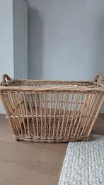 Vintage rieten mand met handvatten, Ophalen of Verzenden, Zo goed als nieuw, Minder dan 50 cm, 50 tot 75 cm