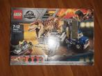 LEGO 75933 Jurassic World T. Rex Transport, Kinderen en Baby's, Speelgoed | Duplo en Lego, Verzenden, Zo goed als nieuw