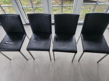 4 Nieuwe stoelen! beschikbaar voor biedingen