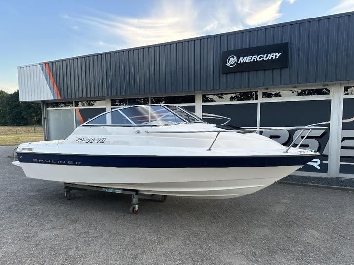 Bayliner Capri Cuddy Kajuitboot 2003, Watersport en Boten, Motorboten en Motorjachten, Gebruikt, Polyester, 6 tot 9 meter, Benzine