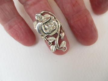 Zilveren mooie aparte brede ring 16.5 mm BLOEM TAK 925zilver beschikbaar voor biedingen