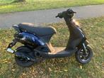 Bijzondere en unieke Piaggio ZIP D3 - blauw kenteken, Fietsen en Brommers, Ophalen, Gebruikt, Zip, Benzine