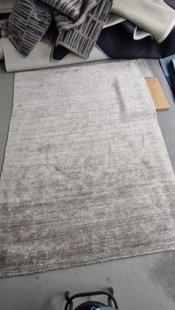 MOMO Rugs Palm Dust Robusto Steel 170x240 beschikbaar voor biedingen